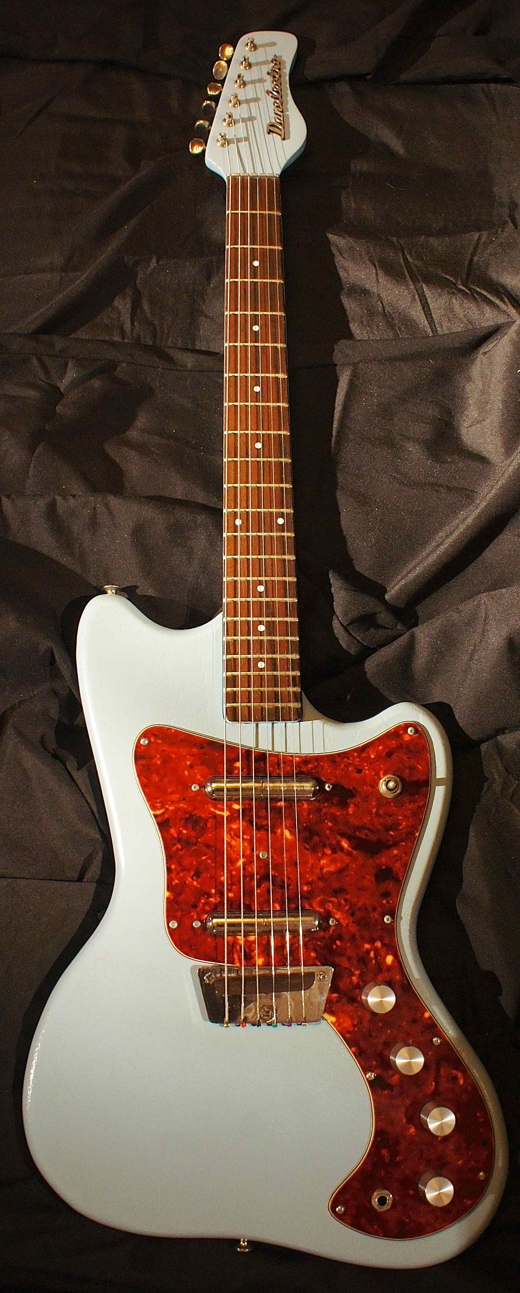 danelectro dane